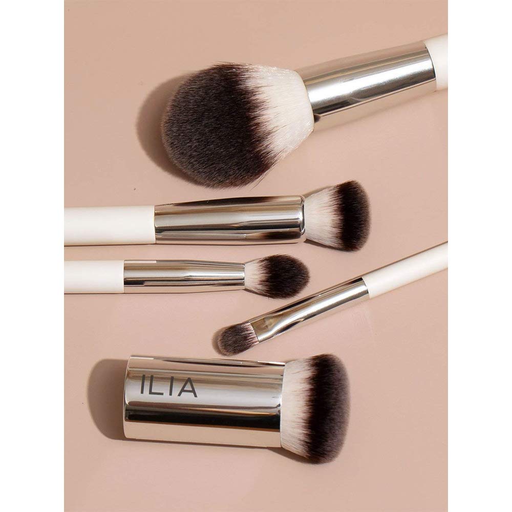 ILIA - Finishing Powder Brush | Blends Fine Powders, Made with FSC Certified Wood, Aluminum, + Soft, Vegan Bristles | Expertly Crafted | Non-Toxic, Vegan, Cruelty-Free, Recyclable - Image 3