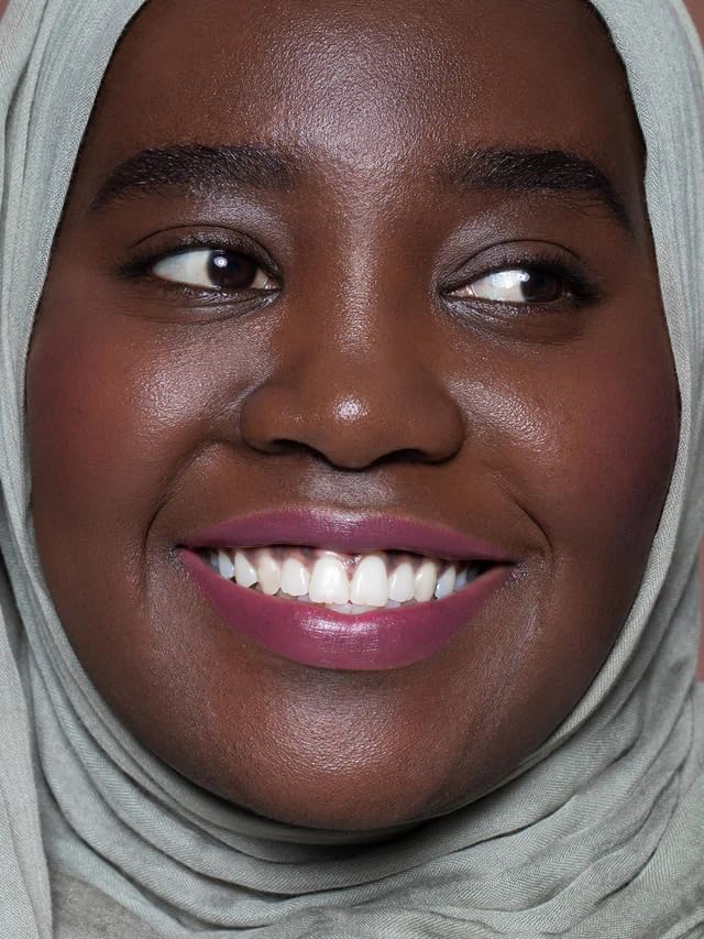 ILIA - Multi-Stick For Lips + Cheeks | Buildable, Creamy, Multi-Use Color Formula for All Skin Types | Nourish, Soften, Protect | Non-Toxic, Vegan, Cruelty-Free (A Fine Romance, 0.15 oz | 4.5 g) - Image 4