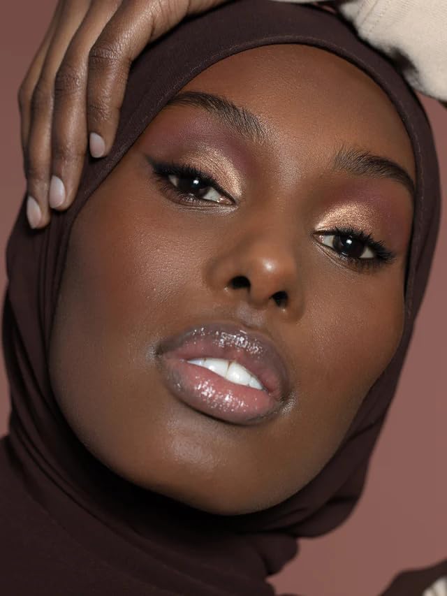 ILIA - The Necessary Eyeshadow Palette | Talc-Free, Matte, Satin + Metallic Highly Pigemented + Blendable Finishes | Cruelty-Free, Vegan (Warm Nude, 6 x 0.05 oz | 1.5 g) - Image 4